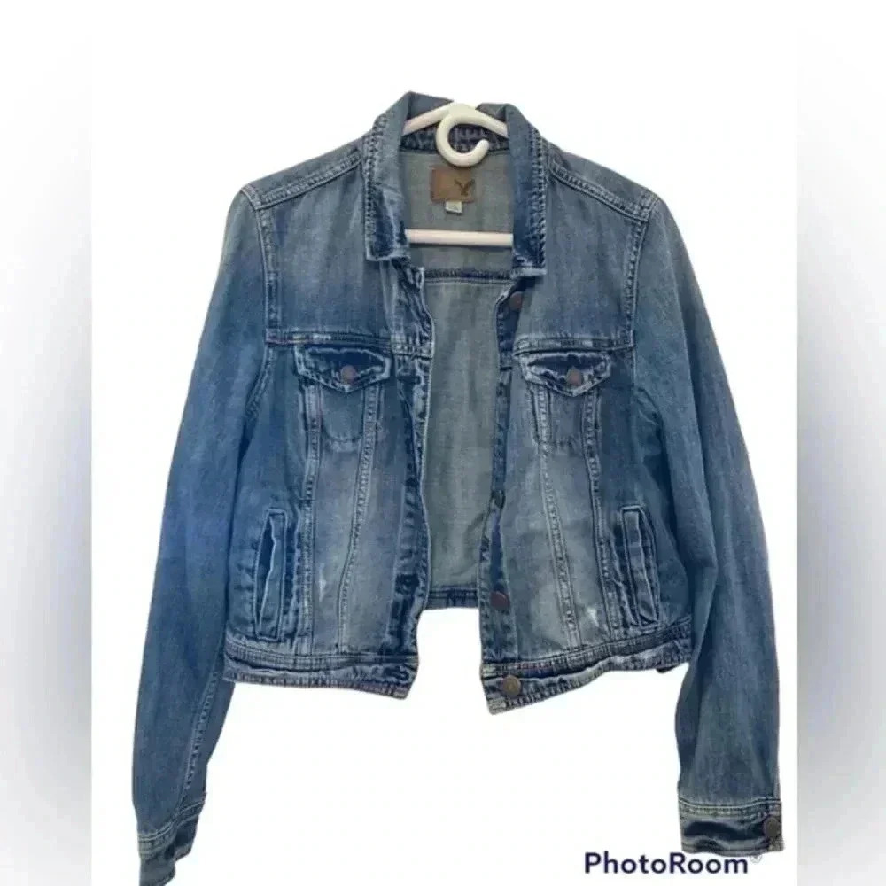 AMERICAN Eagle Distressed Jean  Jacket​​​